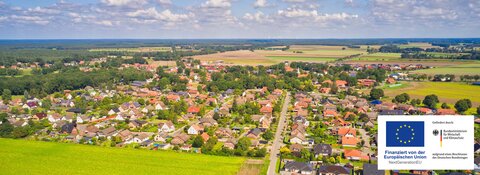 Ort in der Lüneburger Heide aus der Luft